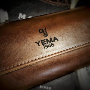 Étui YEMA